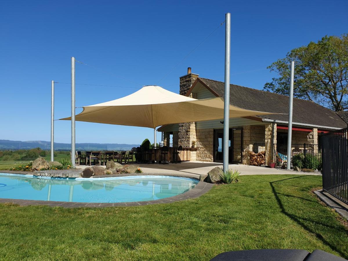 Shargmor Stable Hotel Matamata Bagian luar foto